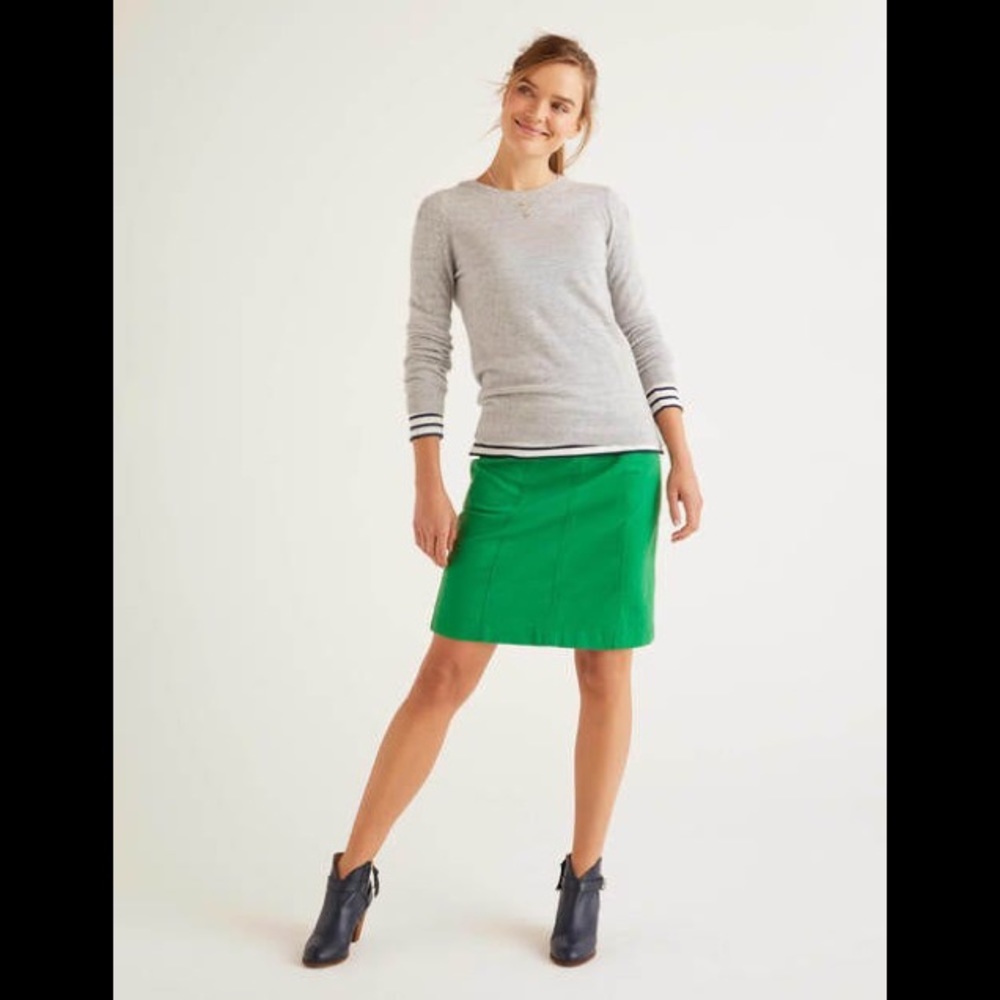Boden emerald green chino skirt, like new.